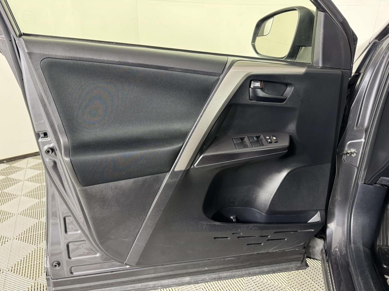 2018 Toyota RAV4 LE Fredericksburg VA