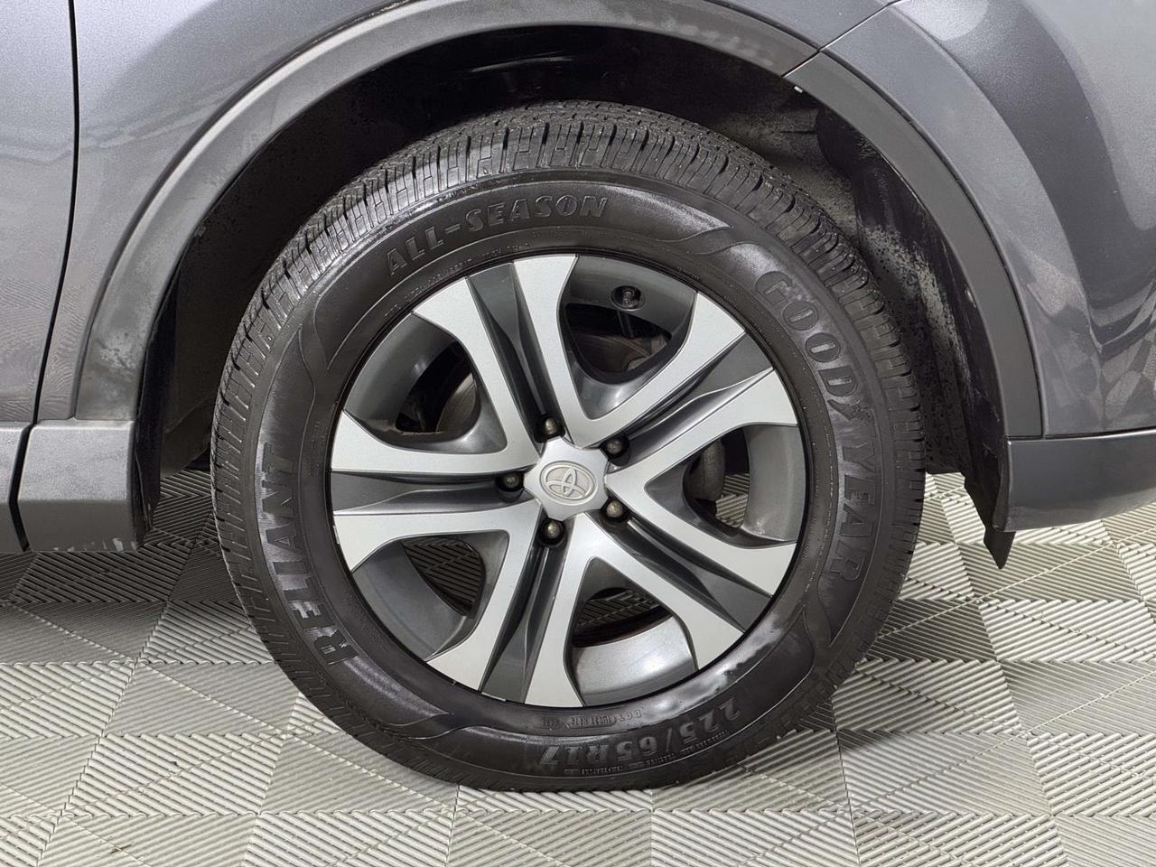 2018 Toyota RAV4 LE Fredericksburg VA