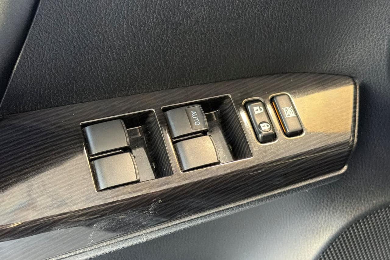 2018 Toyota RAV4 SE Roseville CA