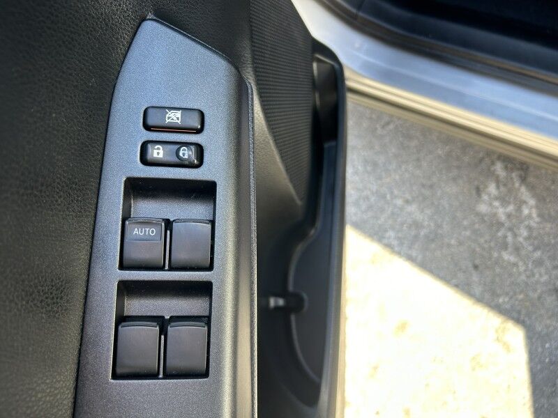 2018 Toyota RAV4 XLE - 1 OWNER - REGULAR OIL CHANGES Whitinsville MA