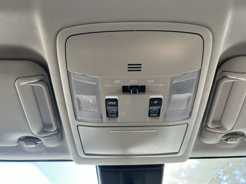 2018 Toyota RAV4 XLE - 1 OWNER - REGULAR OIL CHANGES Whitinsville MA