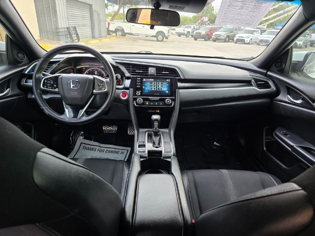 2018 Toyota RAV4 XLE | Adventure San Antonio TX