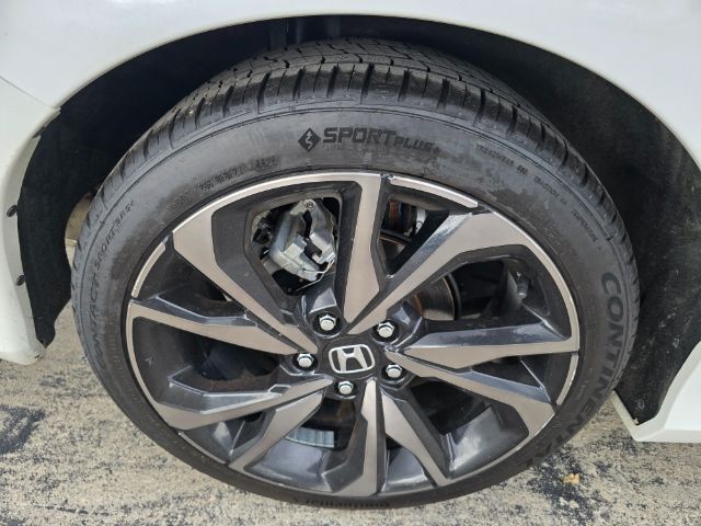 2018 Toyota RAV4 XLE | Adventure San Antonio TX