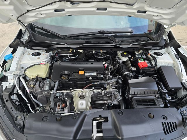2018 Toyota RAV4 XLE | Adventure San Antonio TX