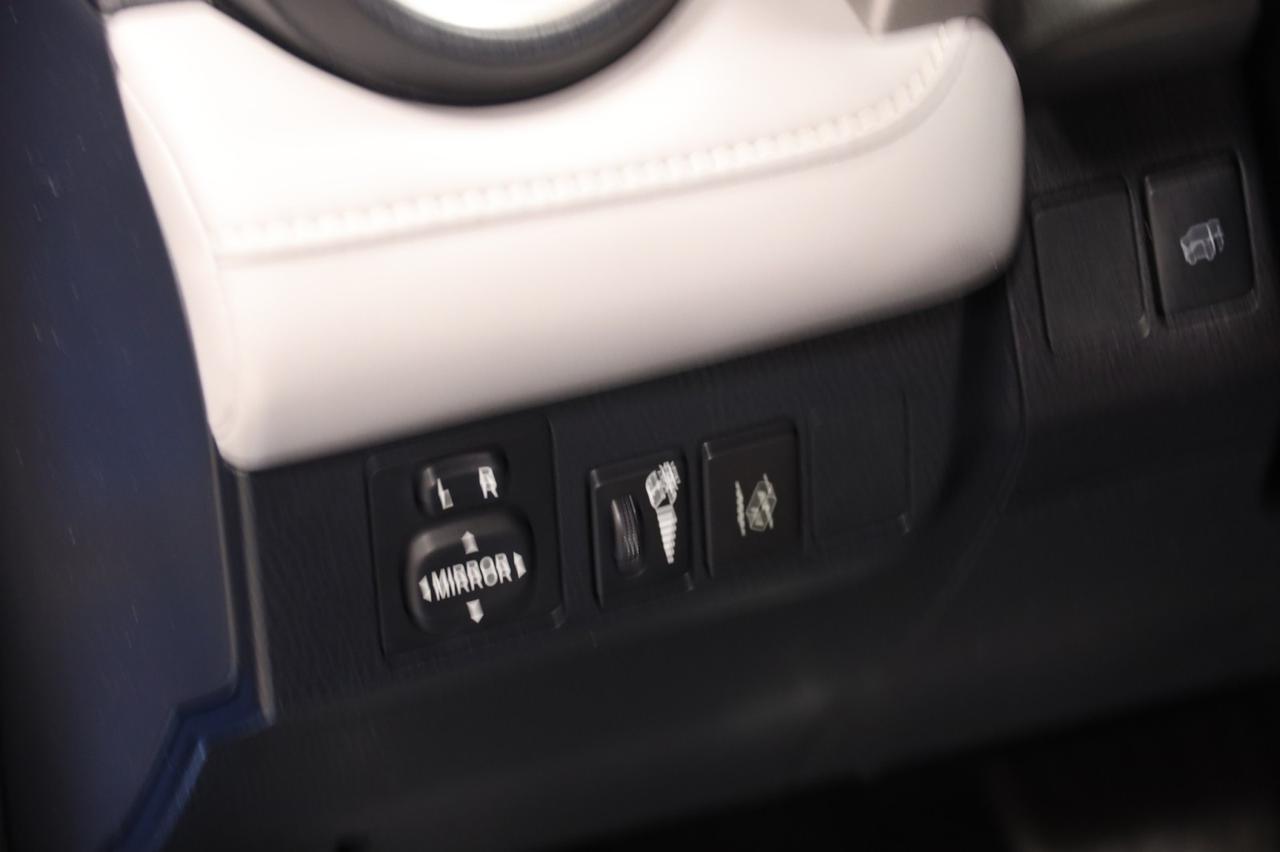 2018 Toyota RAV4 XLE FWD 4dr Suv Skokie IL