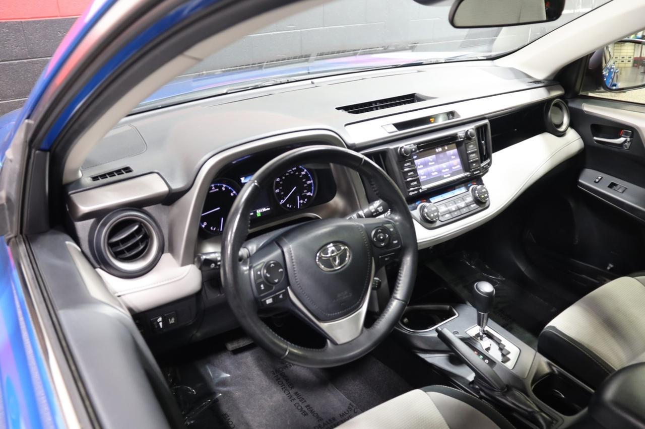 2018 Toyota RAV4 XLE FWD 4dr Suv Skokie IL