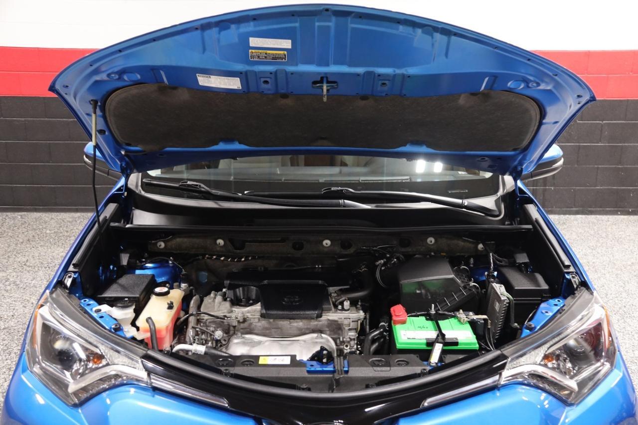 2018 Toyota RAV4 XLE FWD 4dr Suv Skokie IL