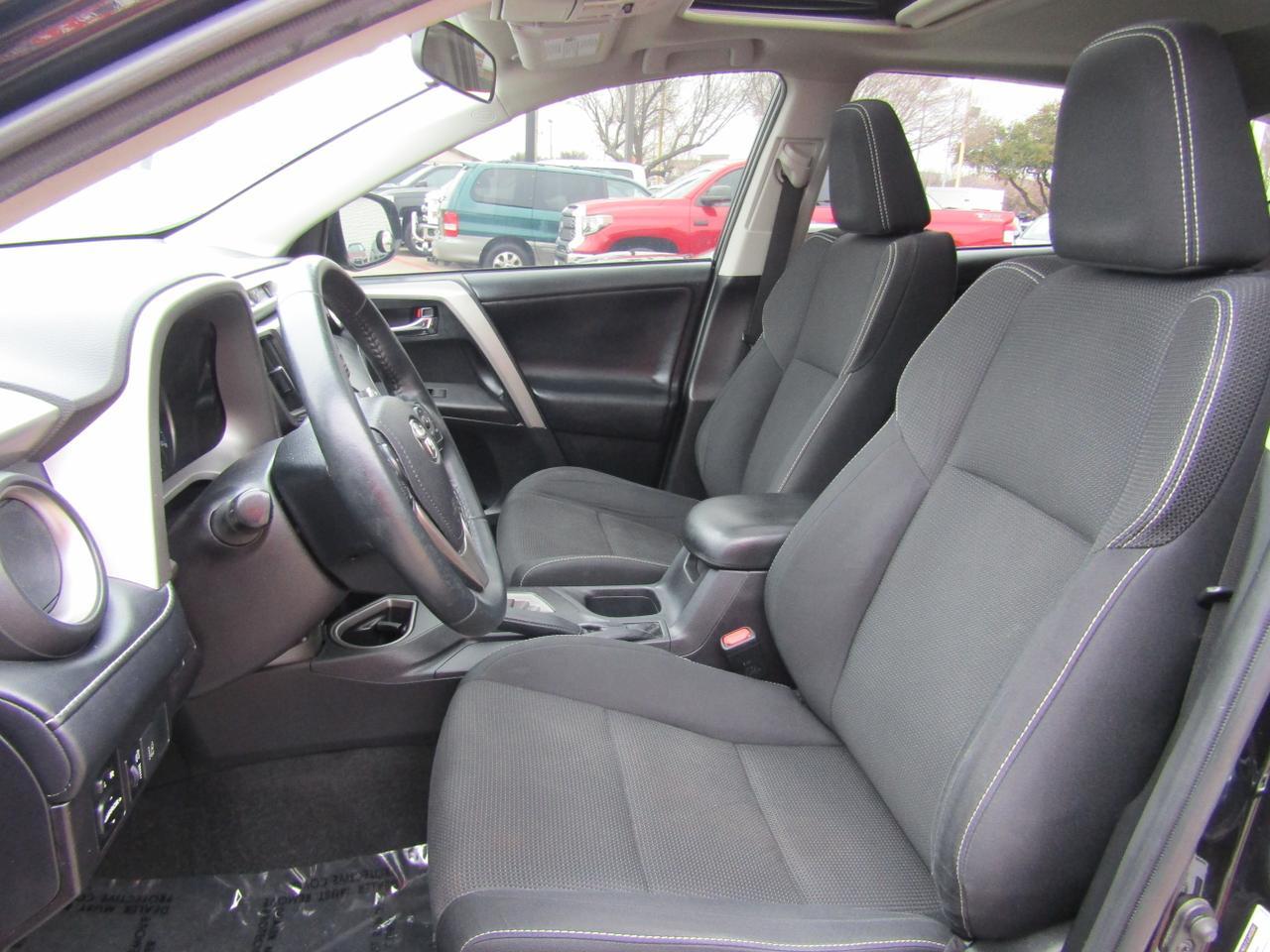 2018 Toyota RAV4 XLE FWD (Natl) Grand Prairie TX