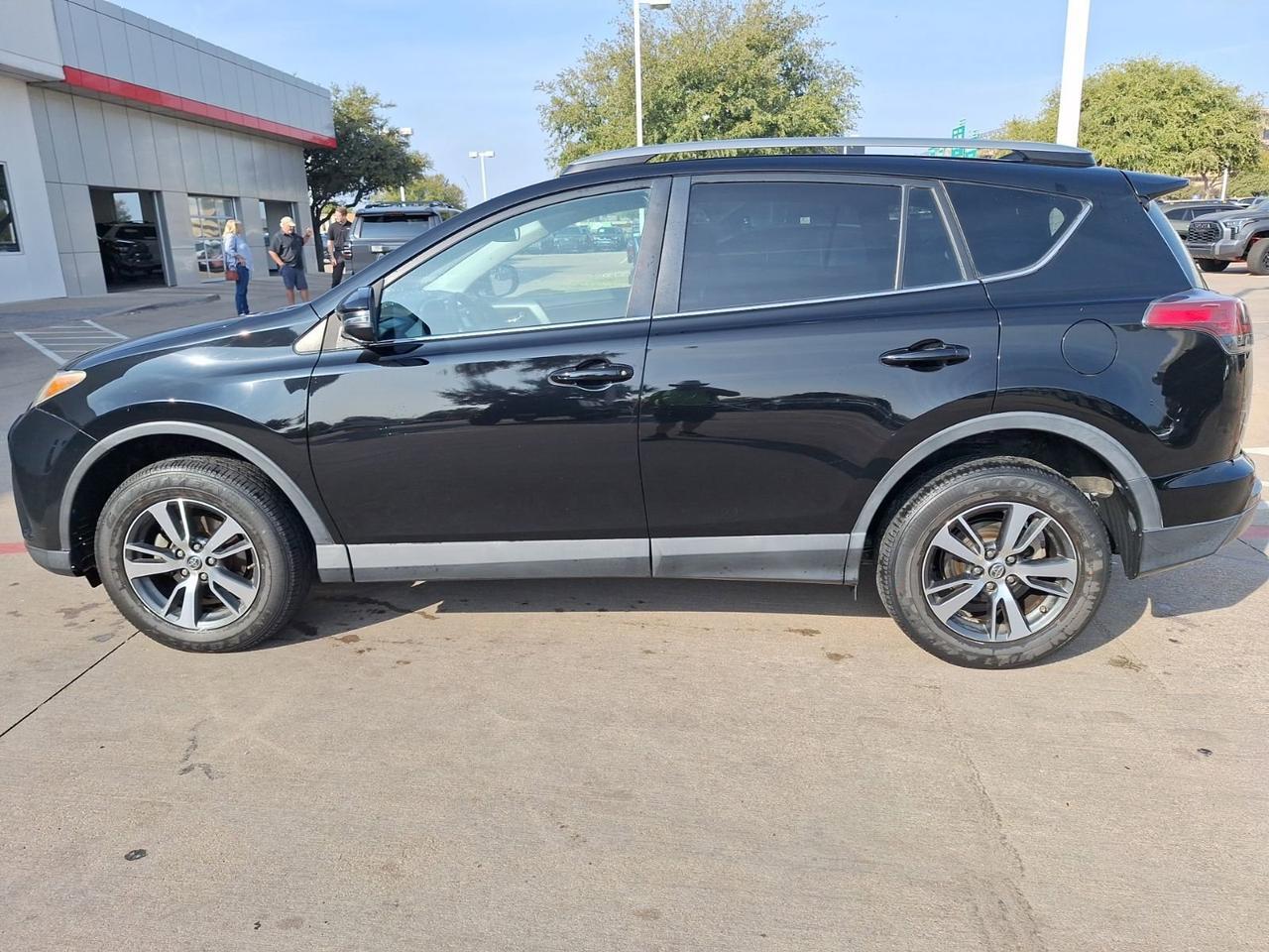 2018 Toyota RAV4 XLE Hurst TX