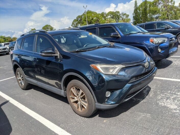 2018 Toyota RAV4 XLE Oshkosh WI