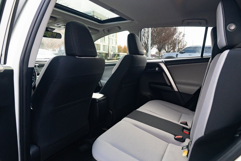 2018 Toyota RAV4 XLE Beaverton OR