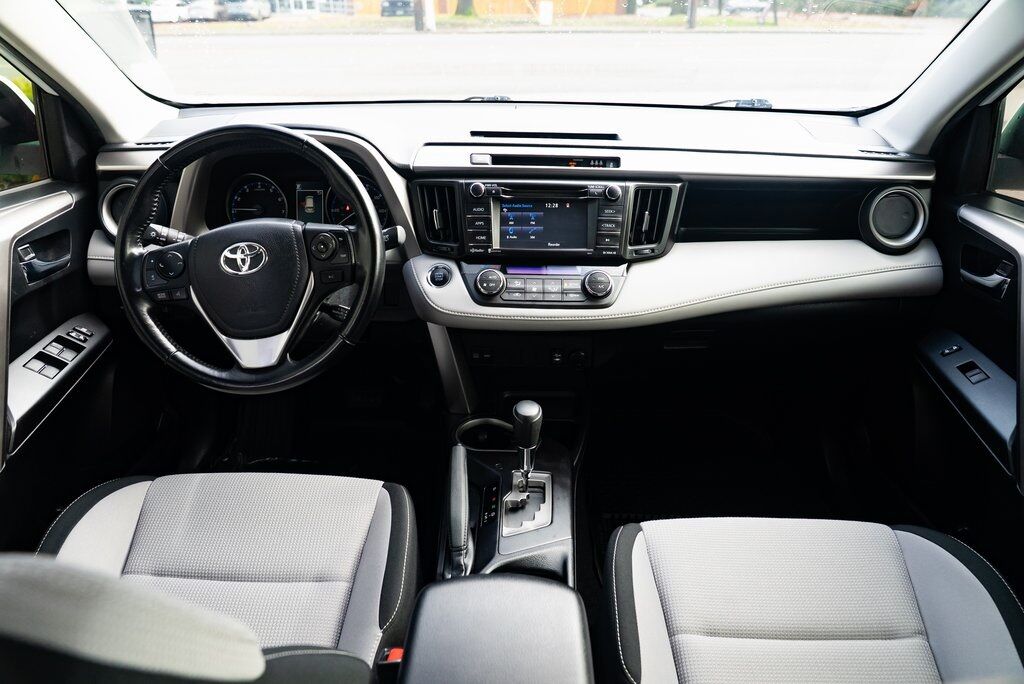 2018 Toyota RAV4 XLE Beaverton OR
