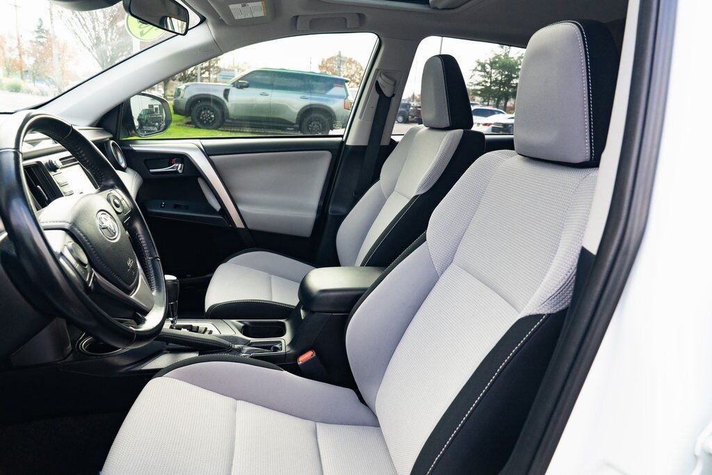 2018 Toyota RAV4 XLE Beaverton OR