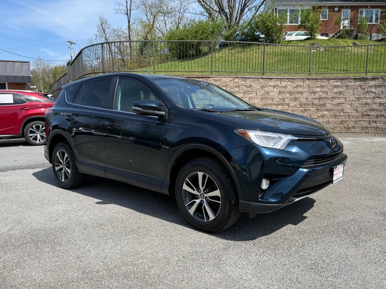 2018 Toyota RAV4 XLE