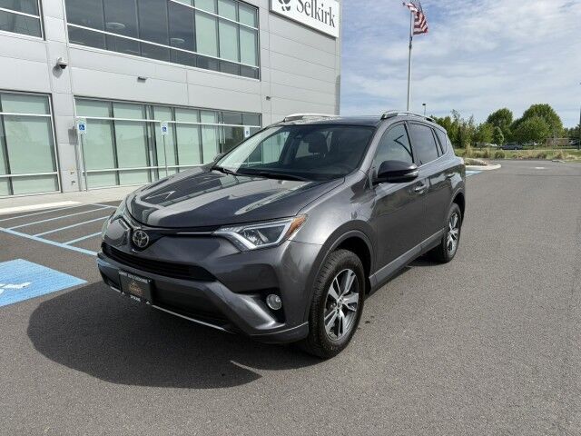 2018 Toyota RAV4 XLE AWD's photo