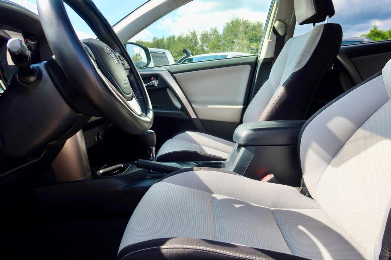 2018 Toyota RAV4 XLE Sport Utility 4D Maitland FL