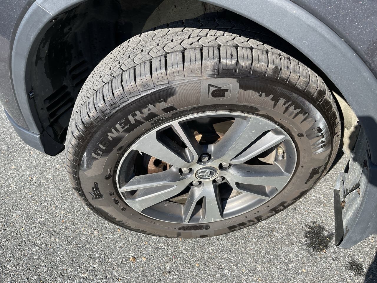 2018 Toyota RAV4 XLE White River Junction VT