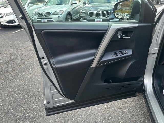 2018 Toyota RAV4 XLE Worcester MA