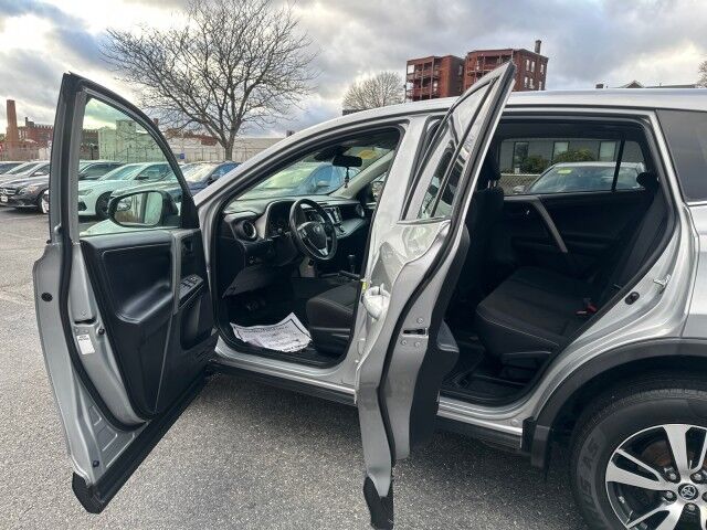 2018 Toyota RAV4 XLE Worcester MA