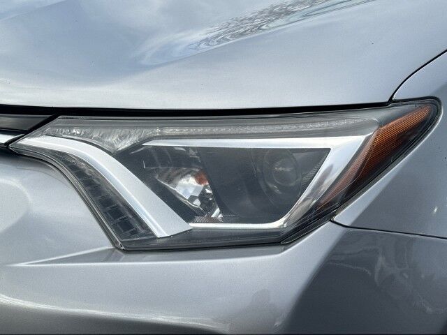 2018 Toyota RAV4 XLE Worcester MA