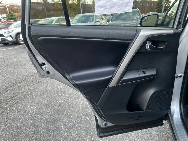 2018 Toyota RAV4 XLE Worcester MA