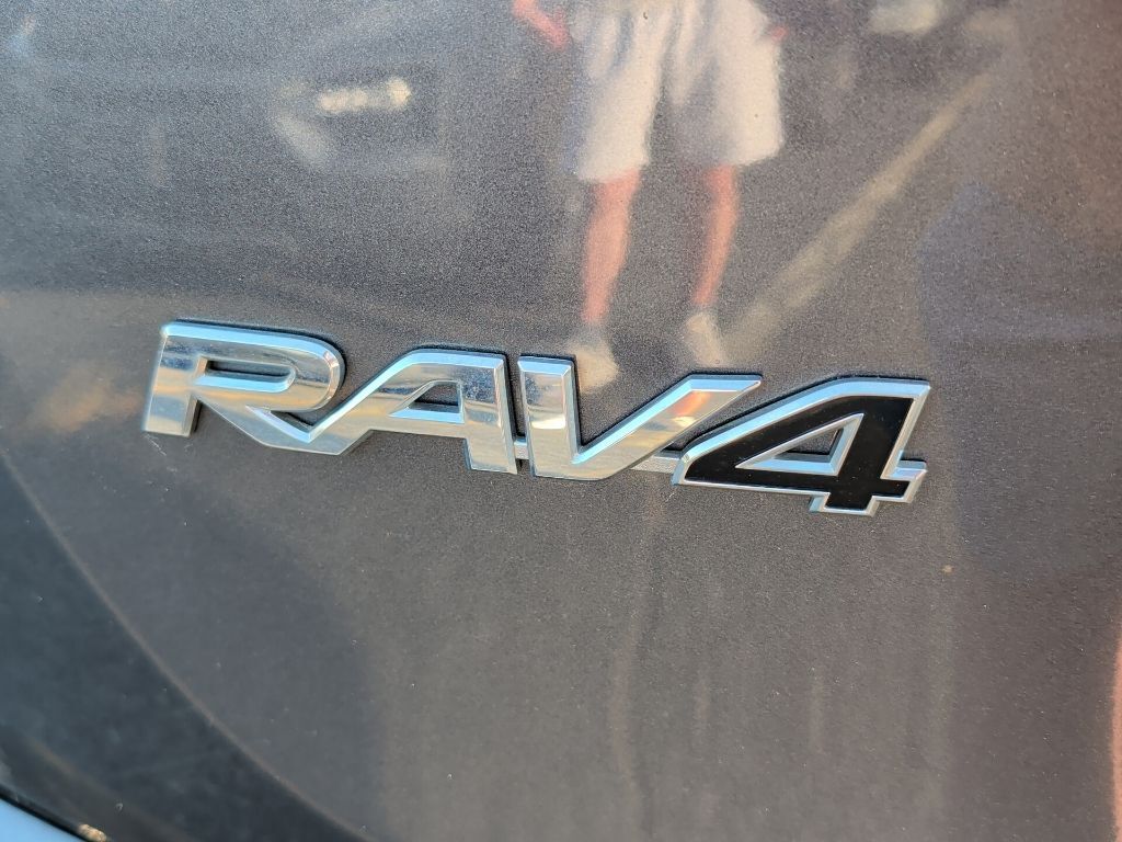 2018 Toyota RAV4 XLE Worcester MA
