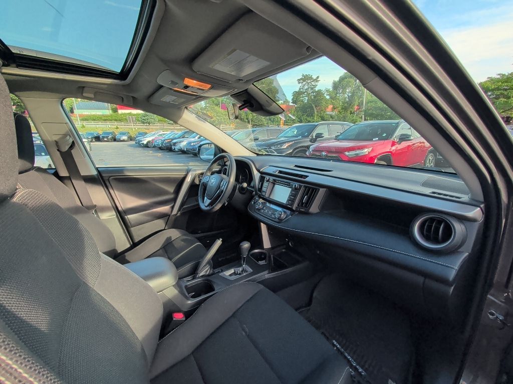 2018 Toyota RAV4 XLE Worcester MA