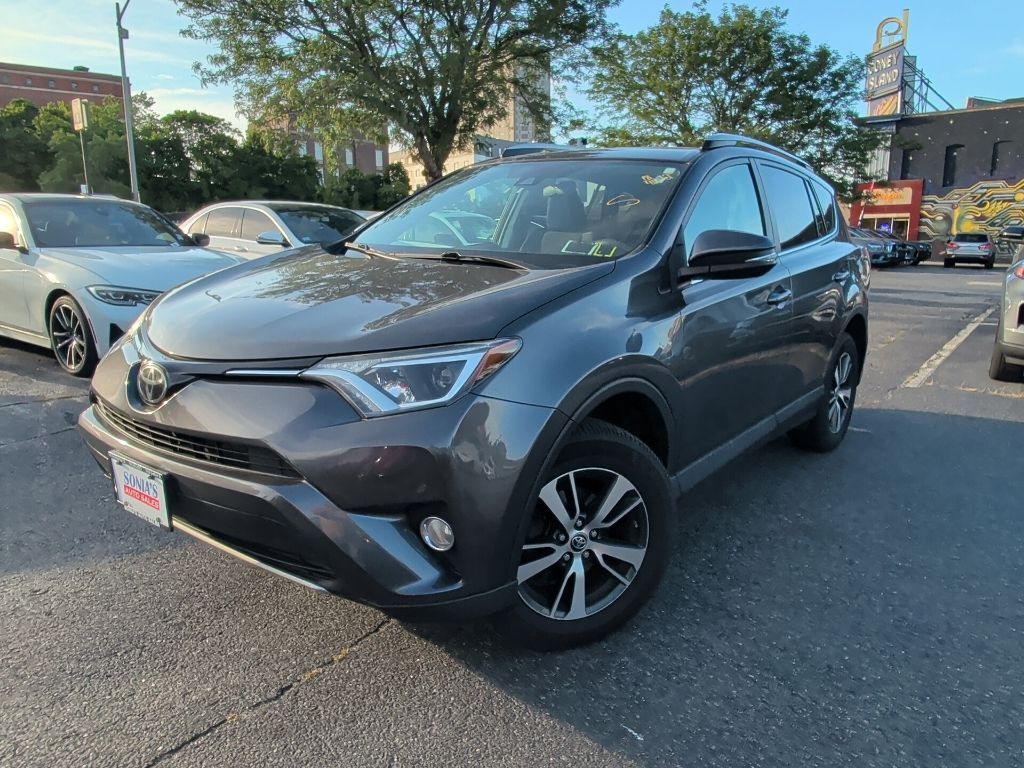 2018 Toyota RAV4 XLE