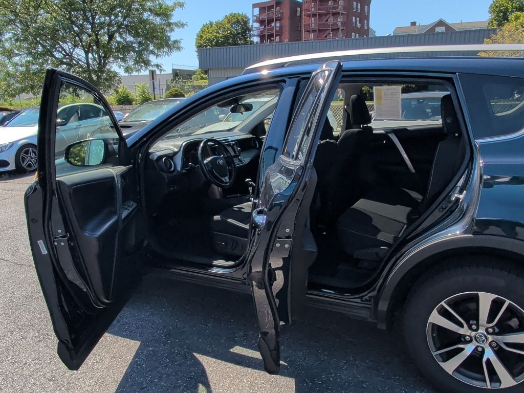 2018 Toyota RAV4 XLE Worcester MA
