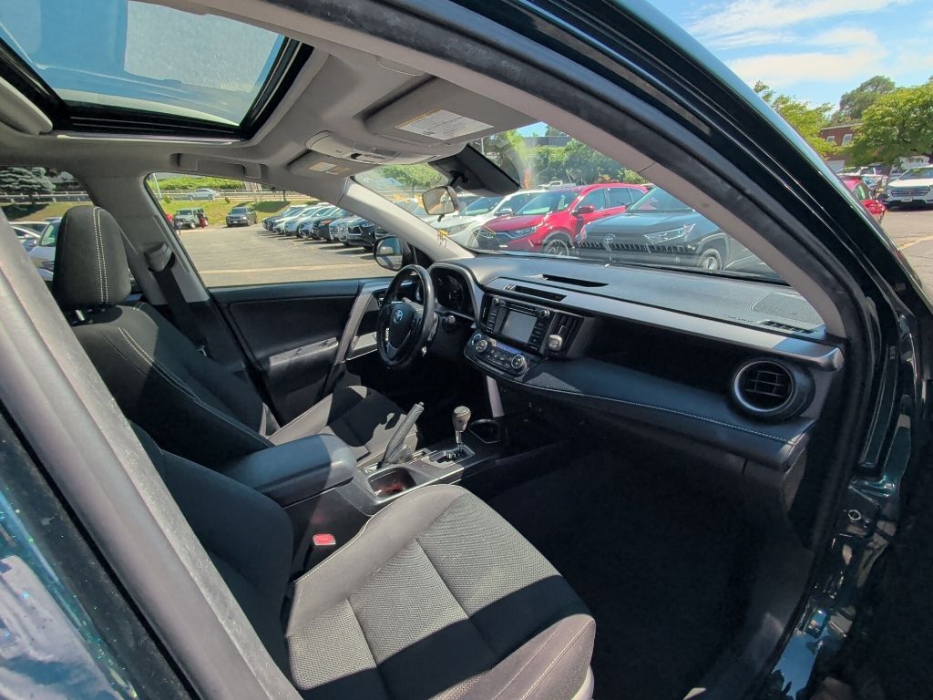2018 Toyota RAV4 XLE Worcester MA