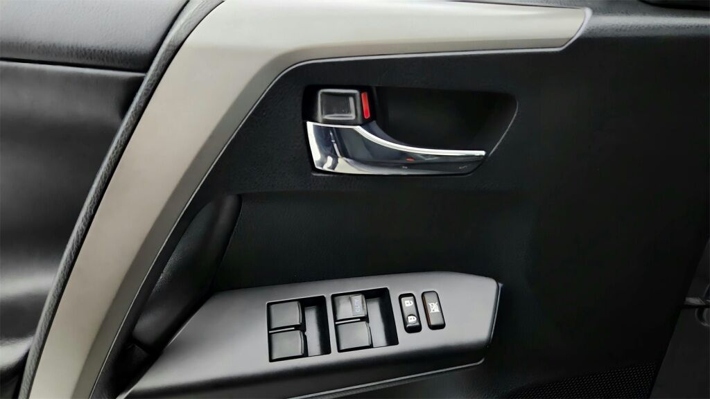 2018 Toyota RAV4 XLE Laurel MD