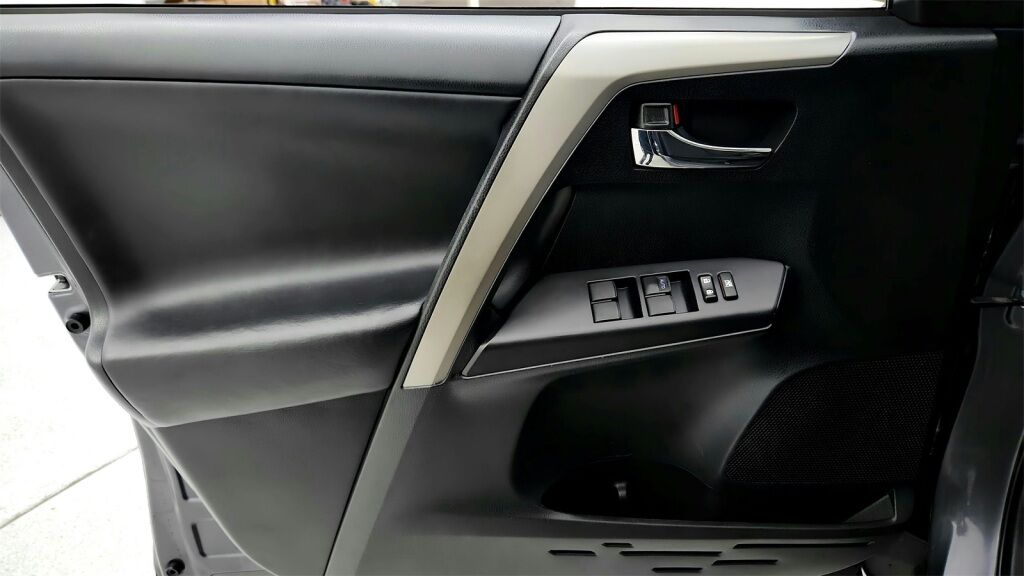 2018 Toyota RAV4 XLE Laurel MD