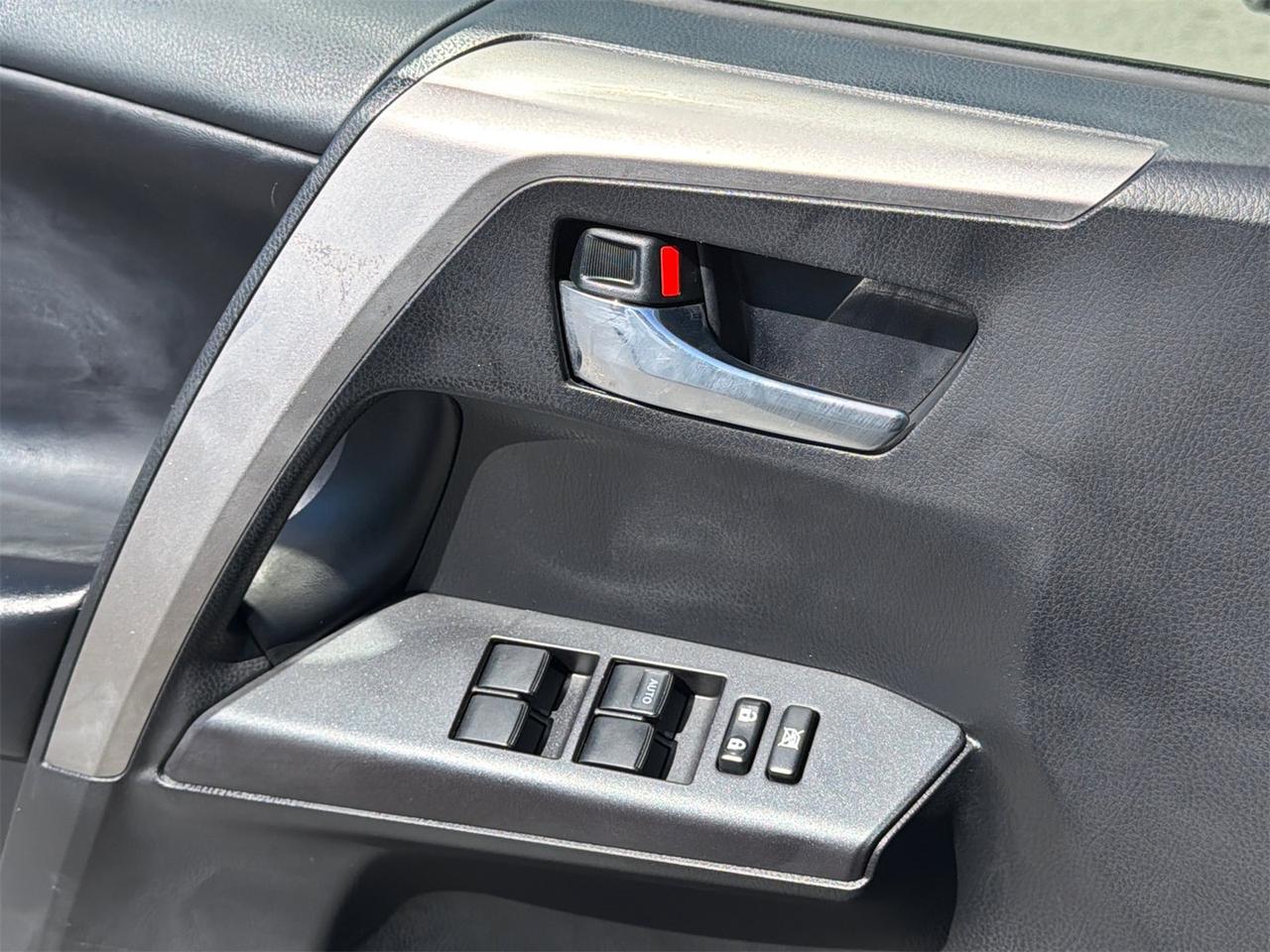 2018 Toyota RAV4 XLE Hagerstown MD