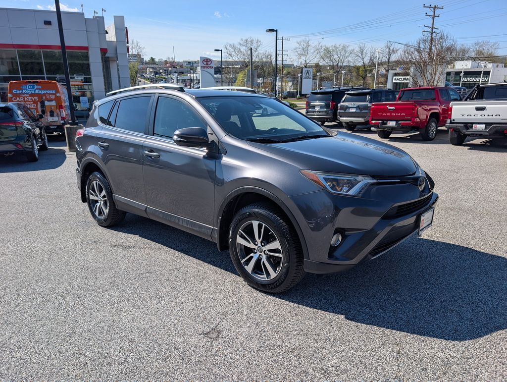 2018 Toyota RAV4 XLE