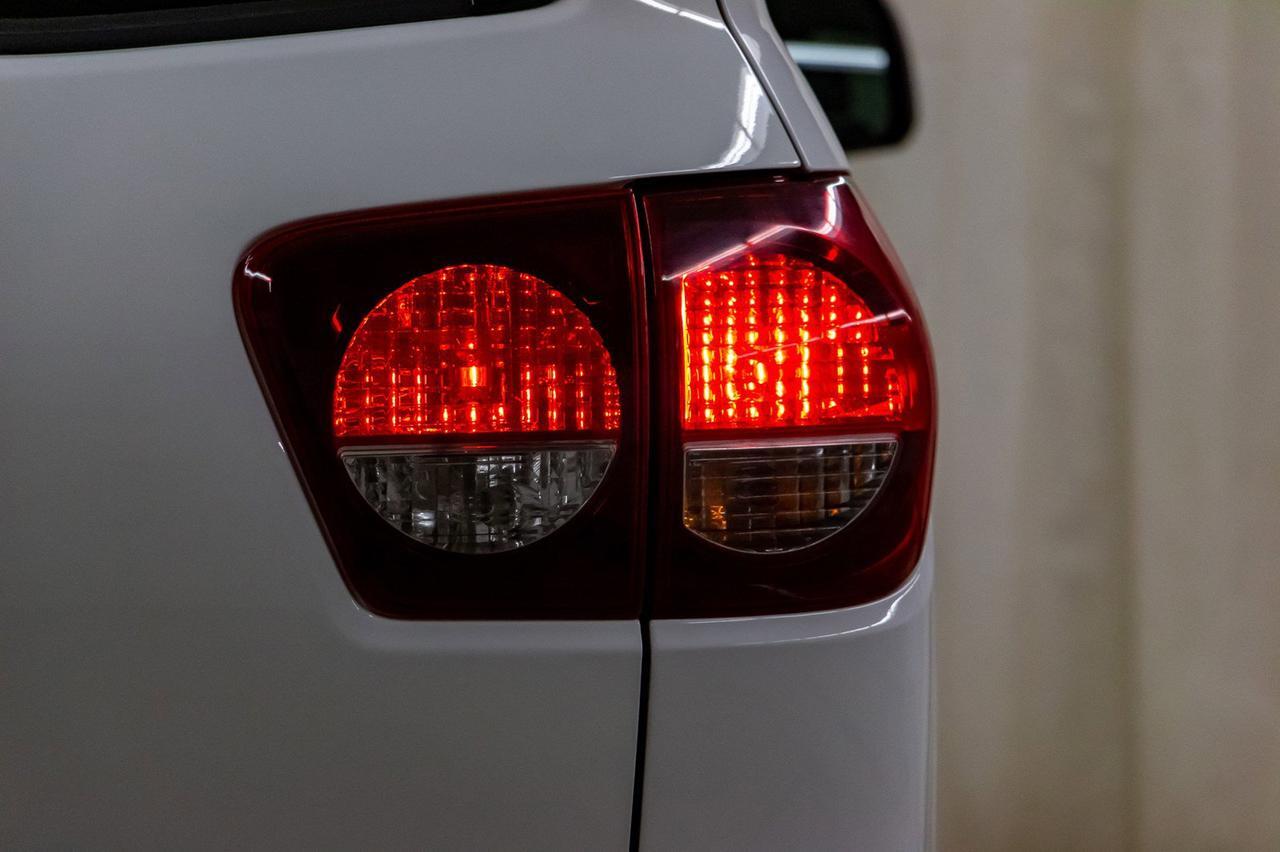 2018 Toyota Sequoia AWD SR5 Leather Roof BCam Red Deer AB