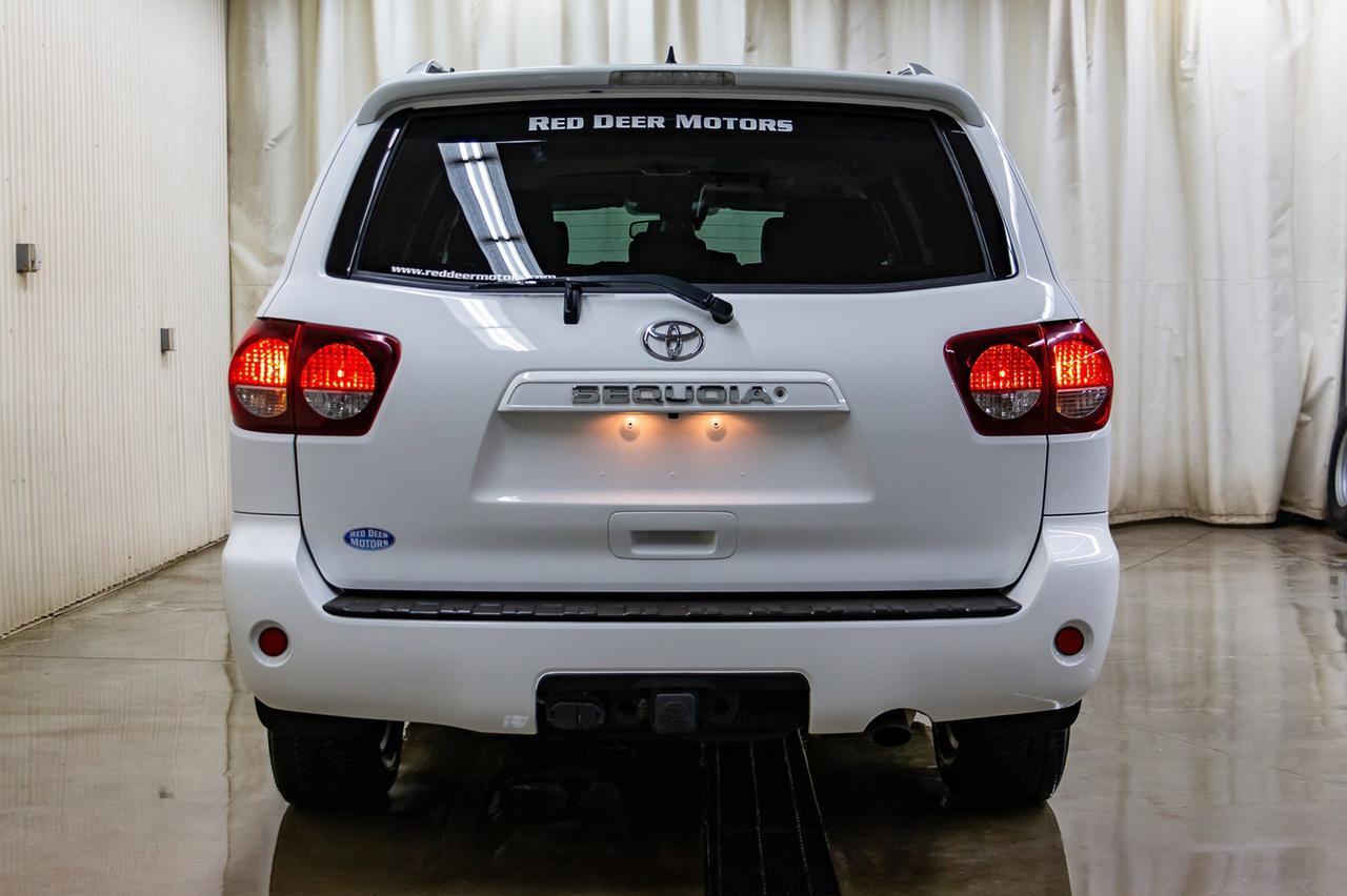 2018 Toyota Sequoia AWD SR5 Leather Roof BCam Red Deer AB