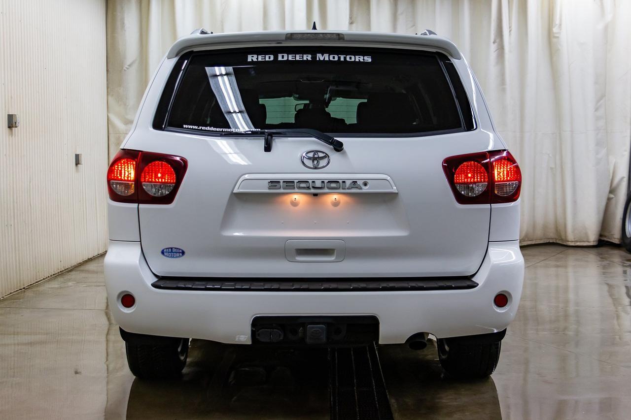 2018 Toyota Sequoia AWD SR5 Leather Roof BCam Red Deer AB