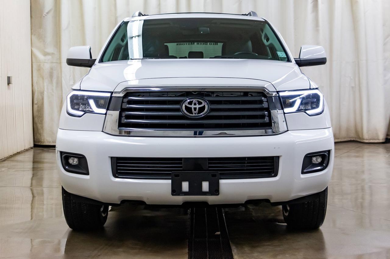2018 Toyota Sequoia AWD SR5 Leather Roof BCam Red Deer AB