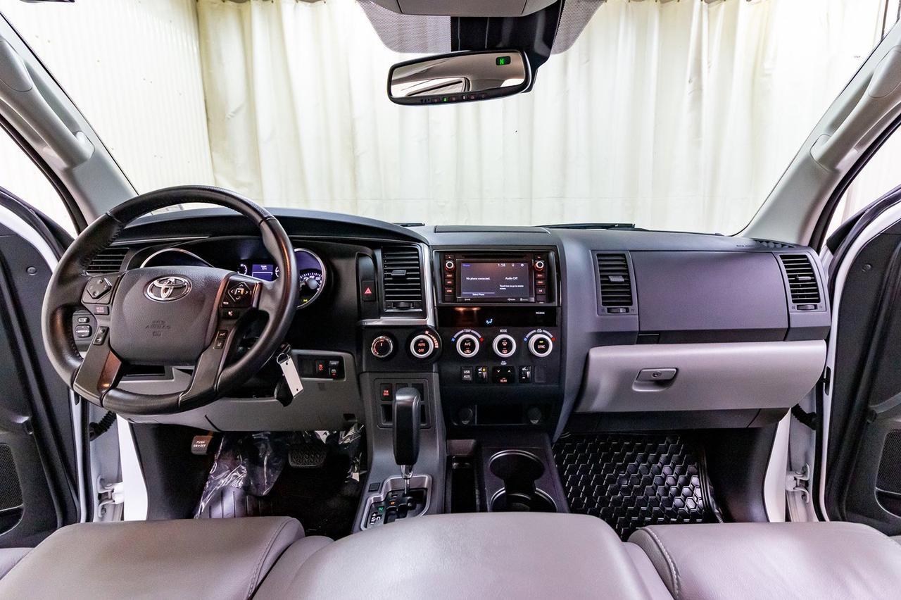 2018 Toyota Sequoia AWD SR5 Leather Roof BCam Red Deer AB