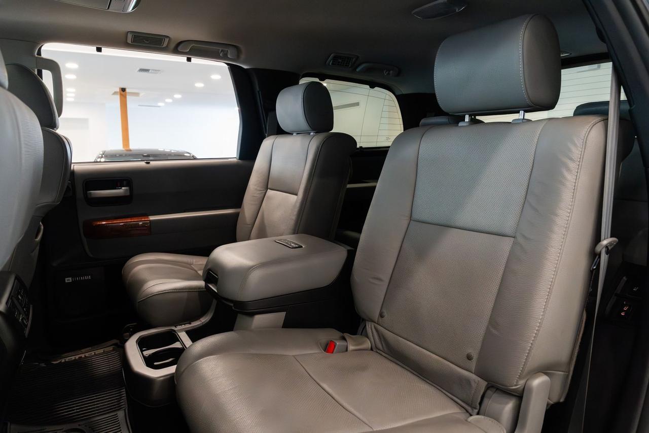 2018 Toyota Sequoia Platinum Gladstone OR