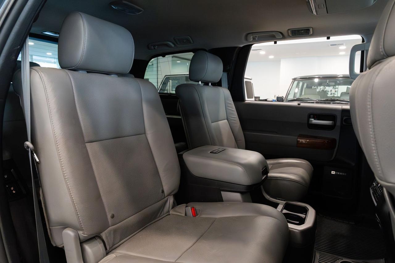 2018 Toyota Sequoia Platinum Gladstone OR