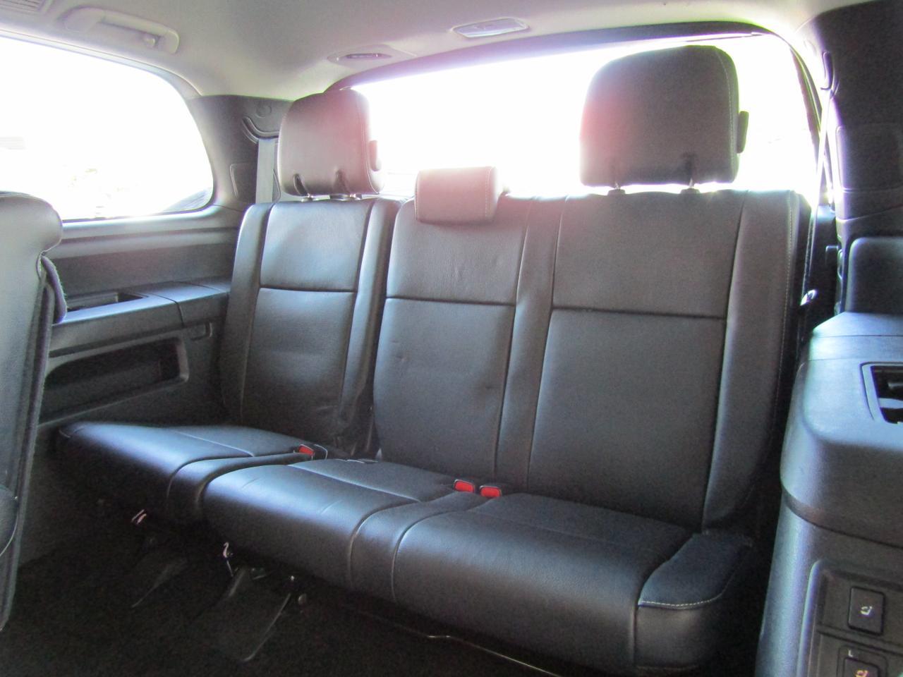 2018 Toyota Sequoia SR5 4WD (Natl) Grand Prairie TX