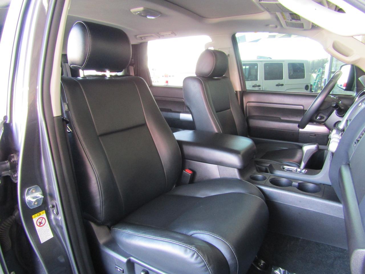 2018 Toyota Sequoia SR5 4WD (Natl) Grand Prairie TX