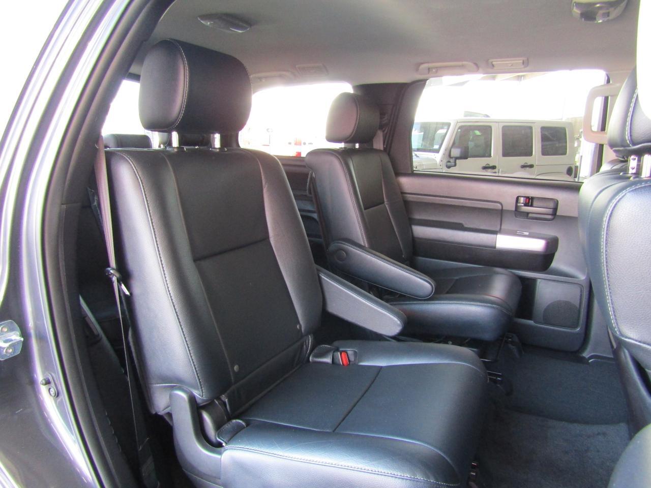 2018 Toyota Sequoia SR5 4WD (Natl) Grand Prairie TX