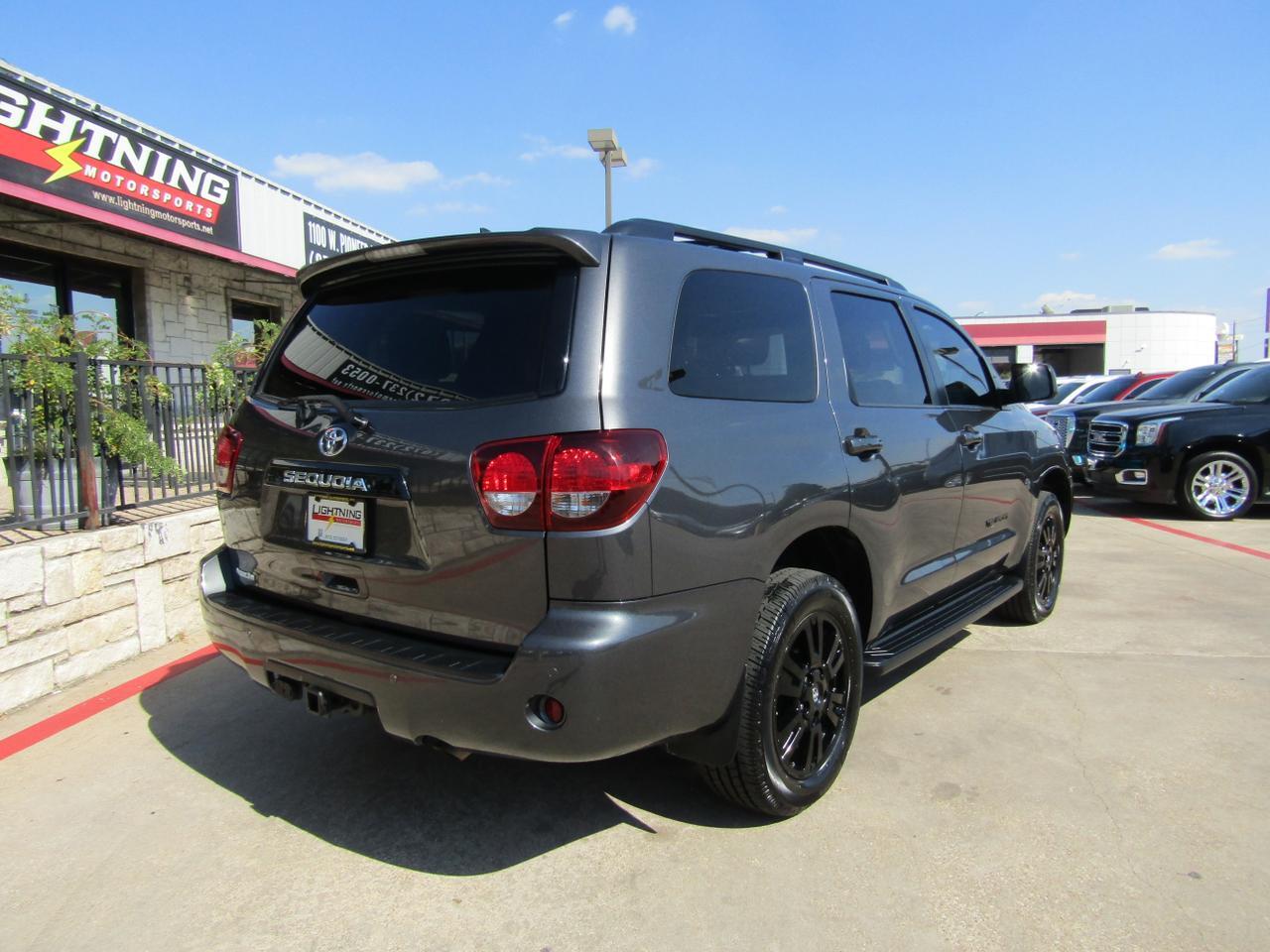 2018 Toyota Sequoia SR5 4WD (Natl) Grand Prairie TX