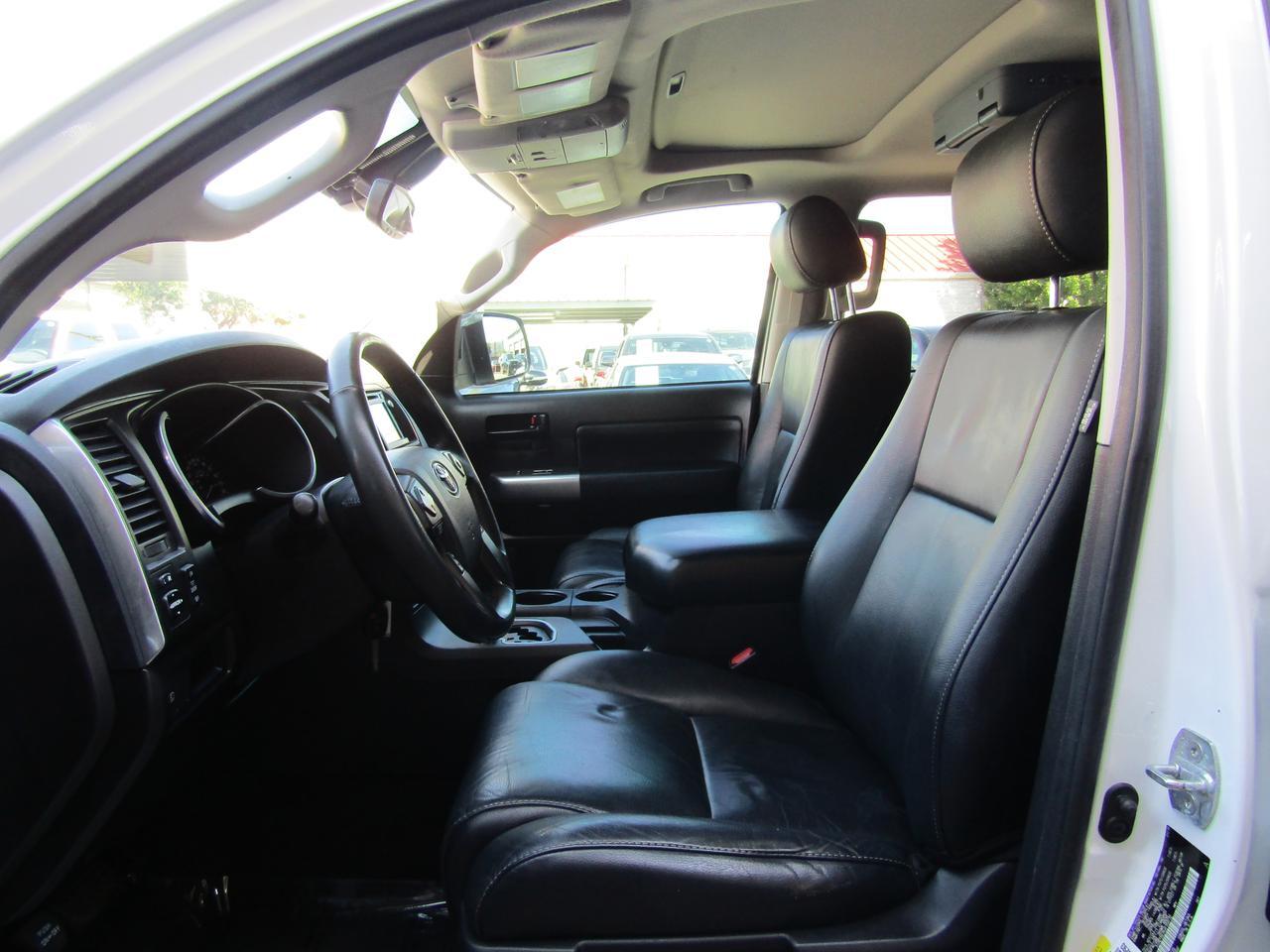 2018 Toyota Sequoia TRD Sport 4WD (Natl) Grand Prairie TX