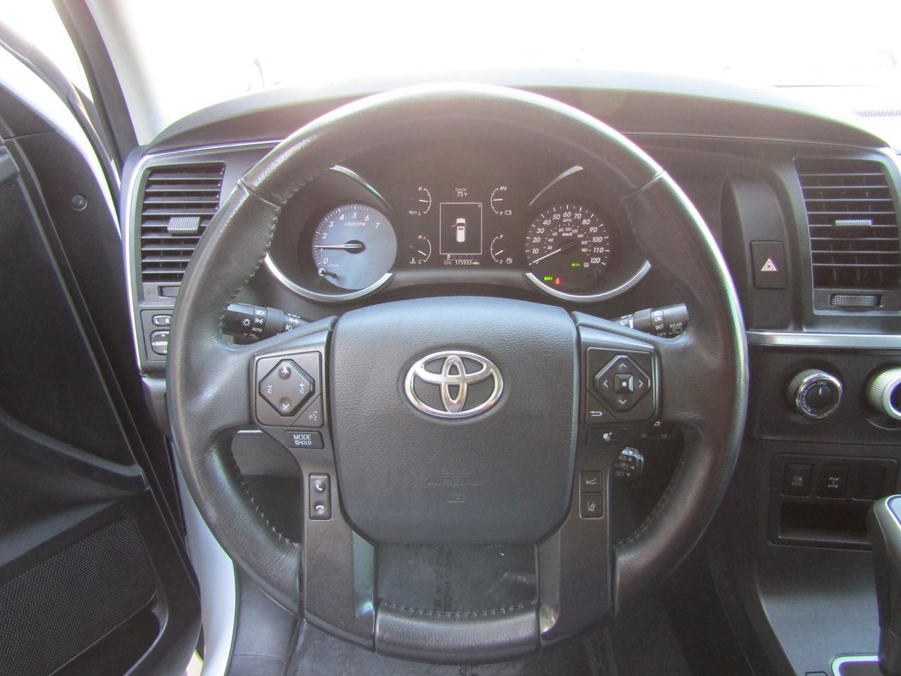 2018 Toyota Sequoia TRD Sport 4WD (Natl) Grand Prairie TX