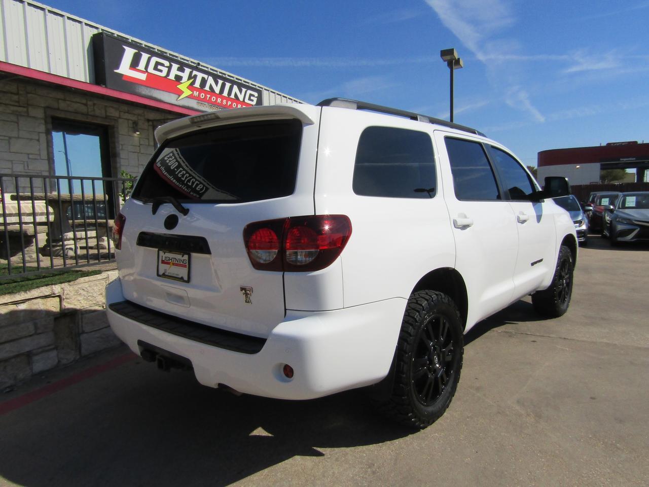 2018 Toyota Sequoia TRD Sport 4WD (Natl) Grand Prairie TX