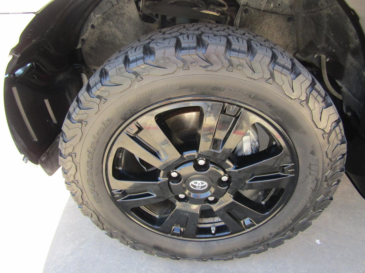 2018 Toyota Sequoia TRD Sport 4WD (Natl) Grand Prairie TX