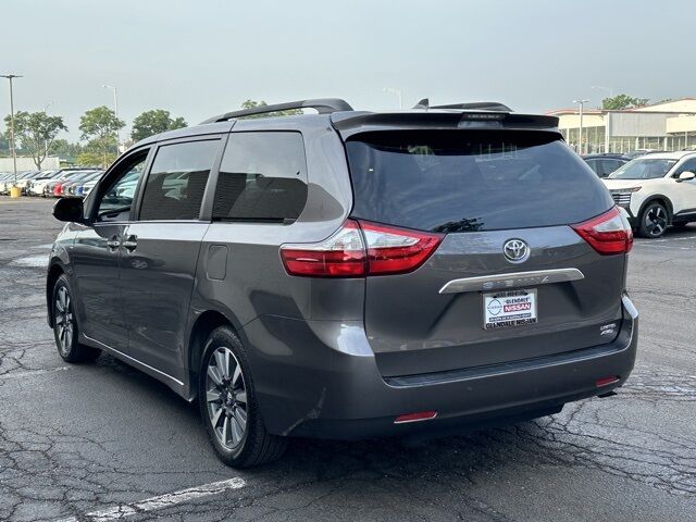 2018 Toyota Sienna  Glendale Heights IL